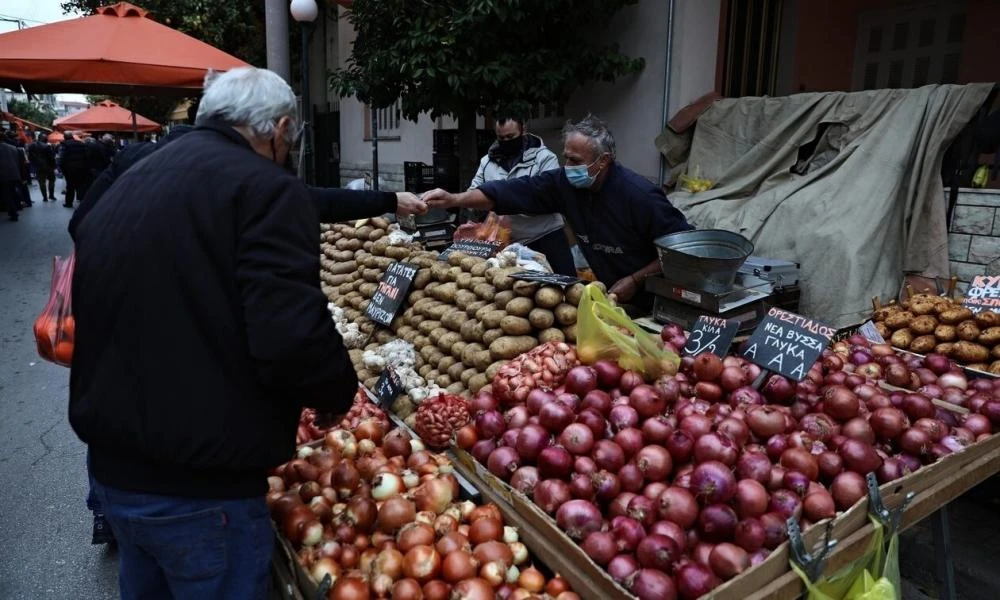 Ακρίβεια: Στα ύψη φρούτα και λαχανικά – Κίνδυνος για την αγροτική παραγωγή